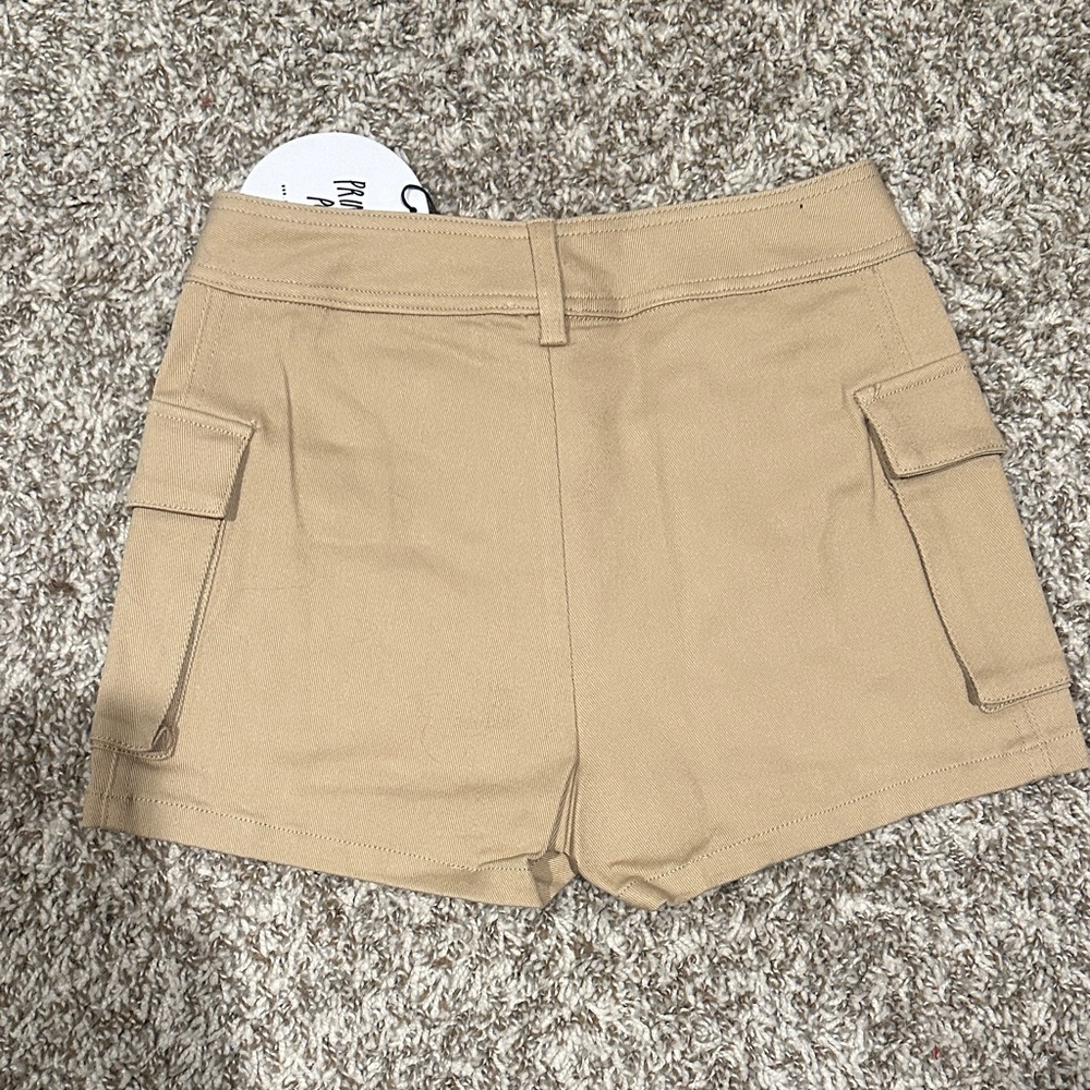 Princess Polly Beige Cargo Shorts - Picture 4 of 4